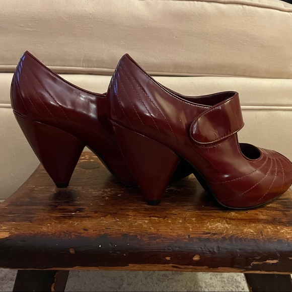 Vince Camuto Red Size 6 - Picture 3 of 6